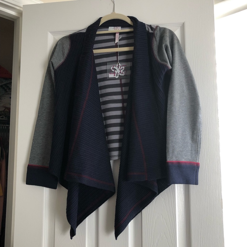 MJ 435 Cardigan